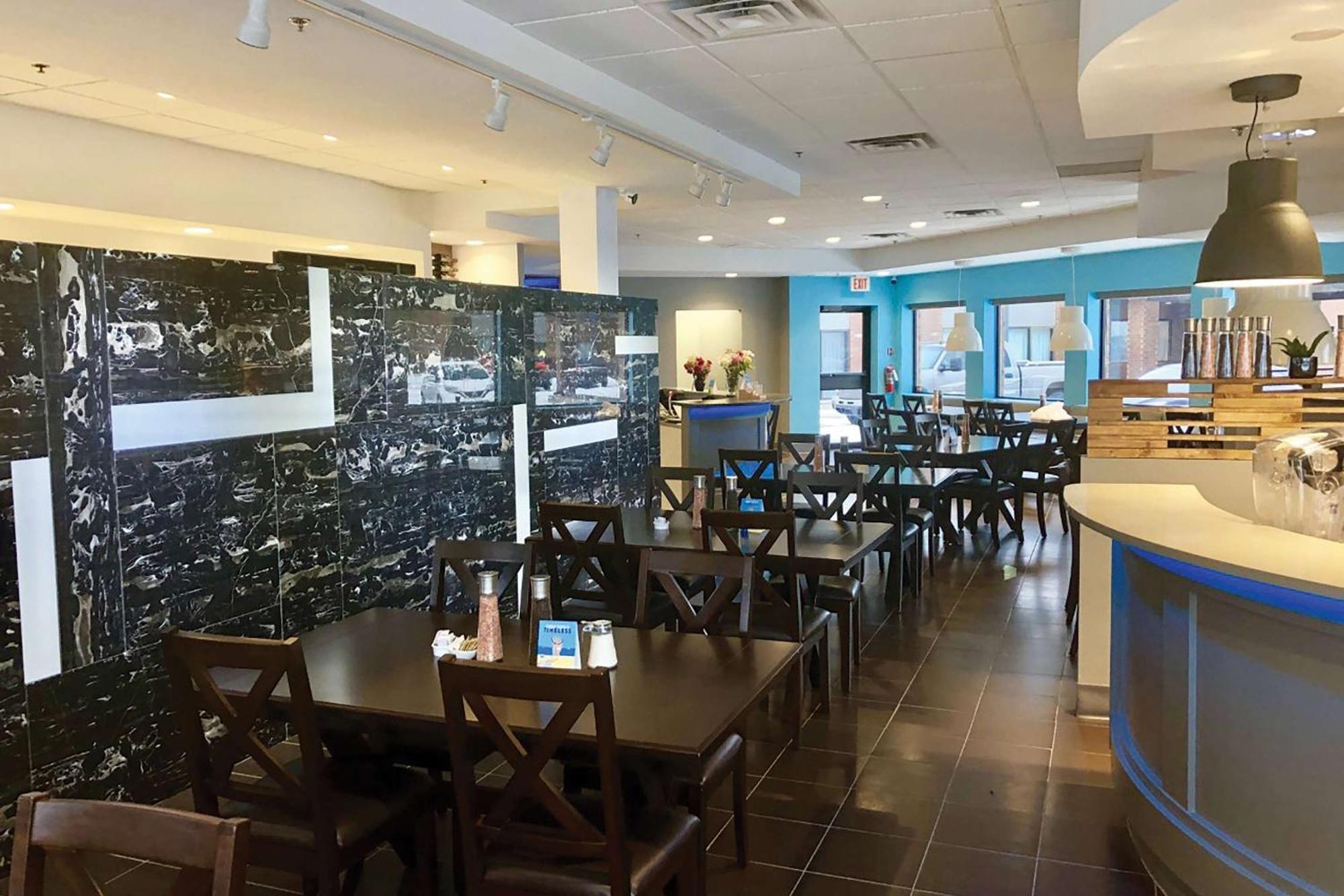 Comfort Inn West Edmonton Exterior photo